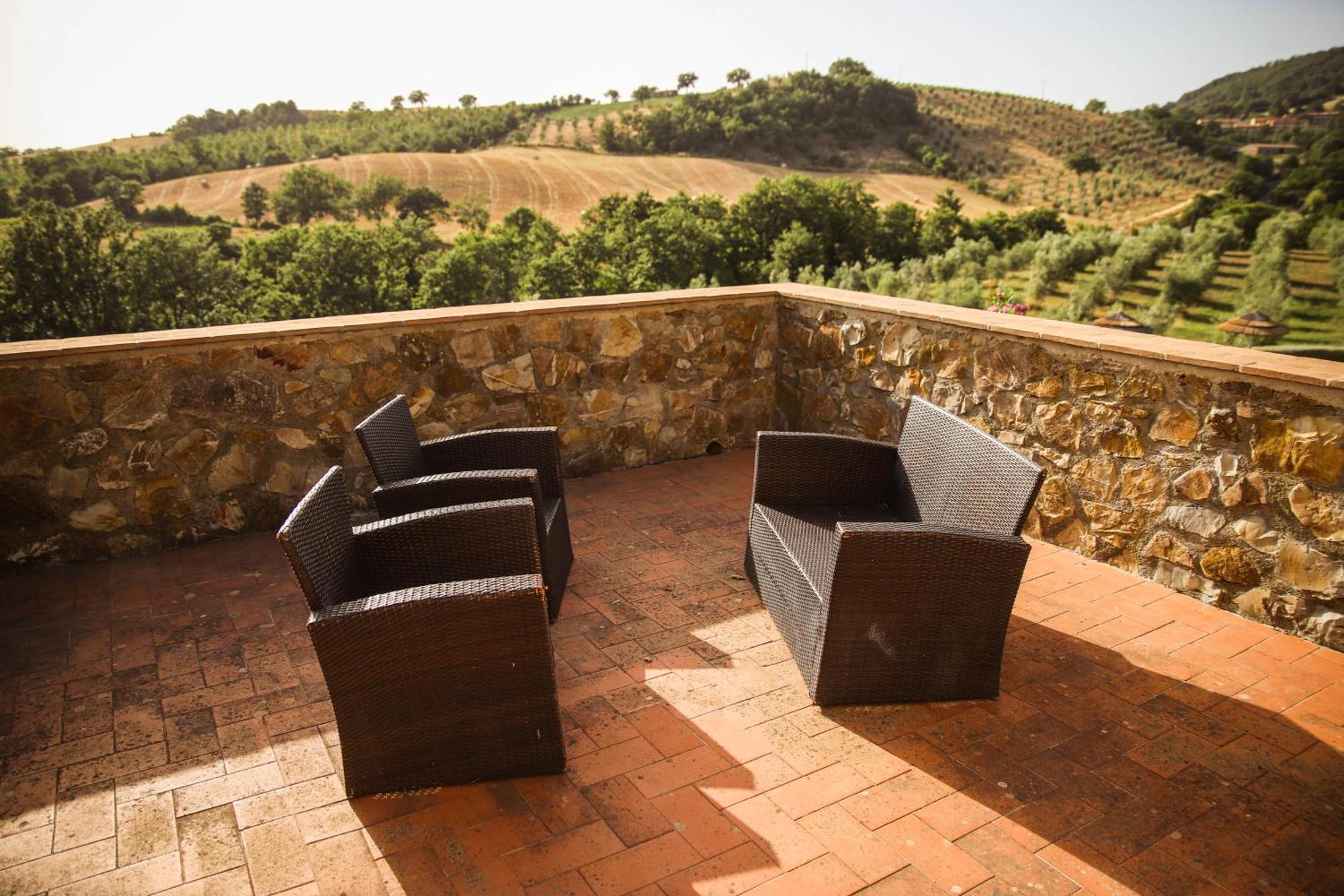 Country House Poggio Aione Guest House Catabbio Exterior photo